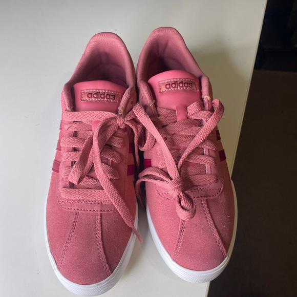 Adidas VL Court 3.0 woman’s size 7 - Picture 3 of 7